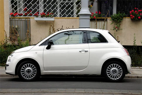 fiat 500 weißer Fiat 500 – Beispiel für Gebrauchtwagenankauf Ahnatal